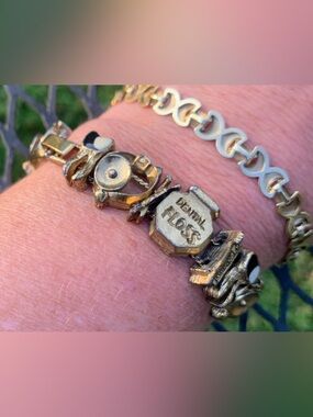 Vintage Fabulous Dental Hygienist Charm Bracelet - Gold Tone